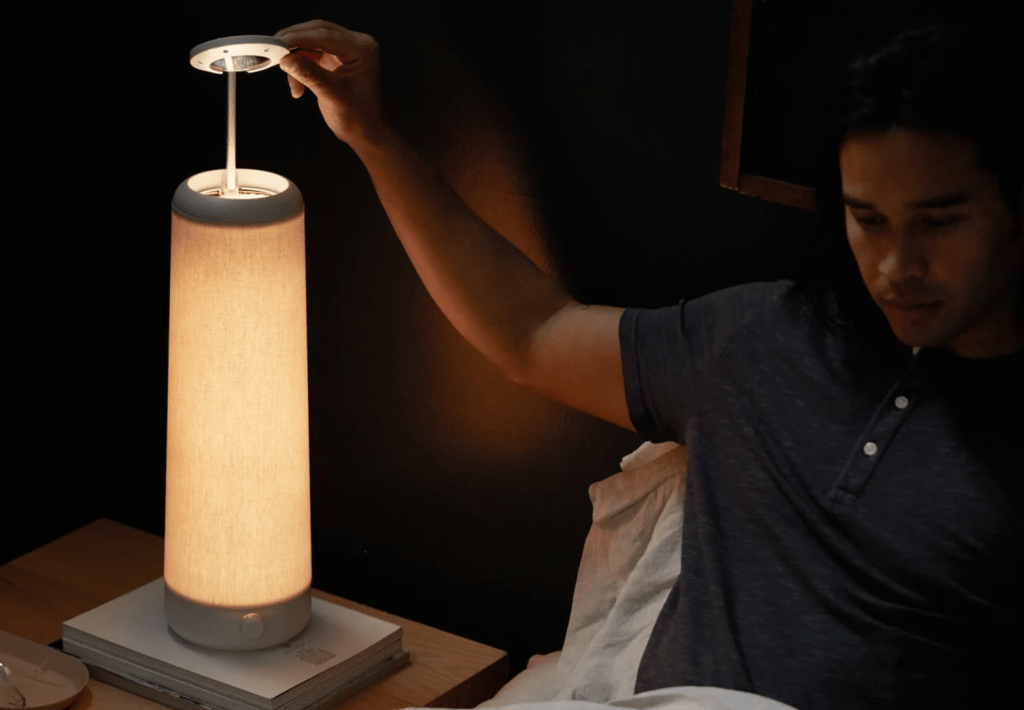 Lampu ambient Nightside memikir ulang lampu baca